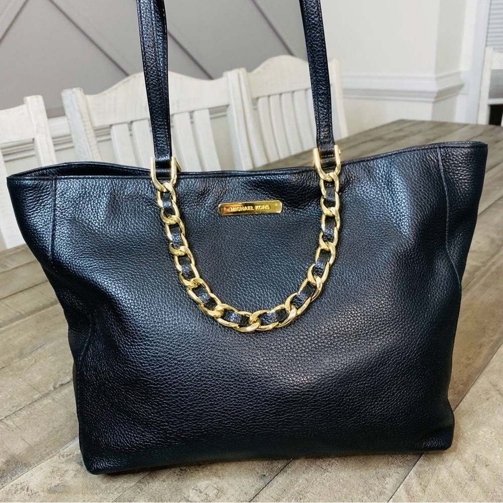 Michael Kors Harper East West Soft Navy  Pebbled Leather Chain Tote Shoulder Bag - Picture 2 of 10